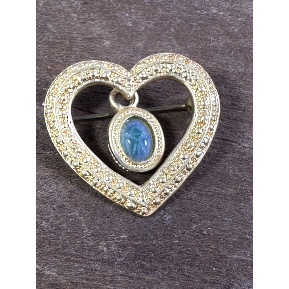 Vintage‎ Heart Pin Brooch 90s Genuine Carved Scarab Semi Precious Stone
